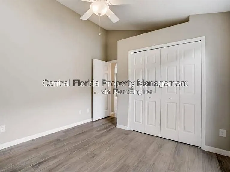 1061 Seneca Trl — Photo 11