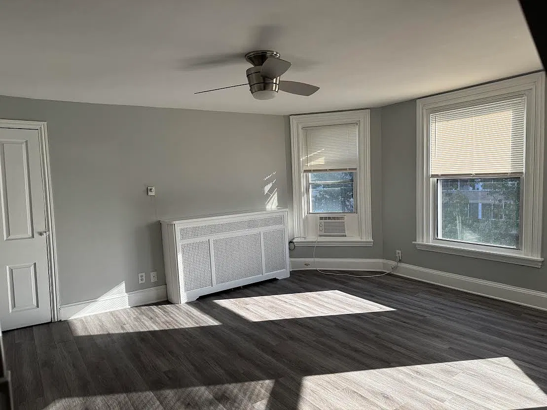 Studio, 652 sqft, $1,250 — Photo 3