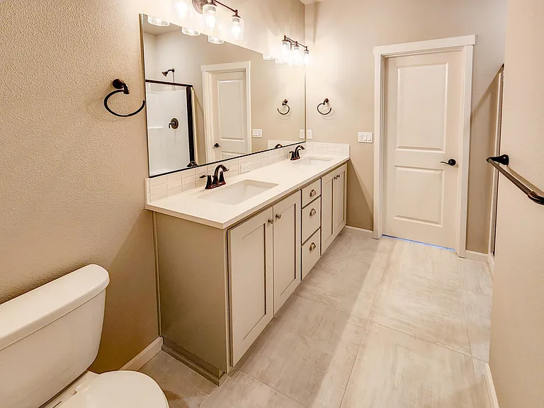 4245 SE Fortress Ln — Photo 25