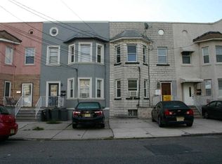 704 Avenue E, Bayonne, NJ 07002