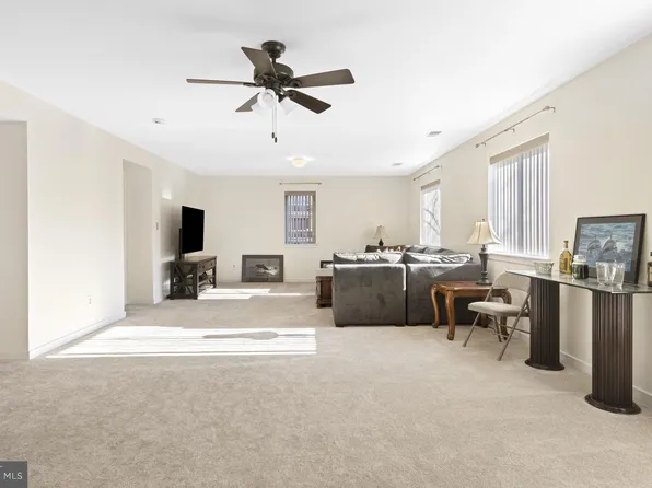 8103 Westview Rd #8103, Wilmington, DE 19802