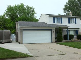 34711 Devonshire Rd, New Baltimore, MI 48047