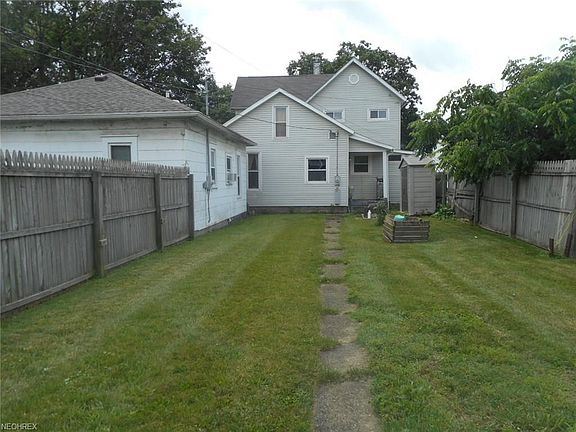 4th image of 151 S Wooster Ave