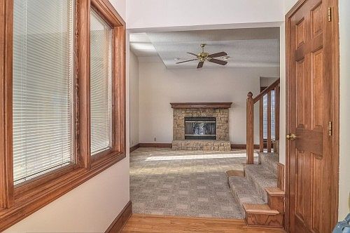3rd image of 12444 Pine Valley Dr