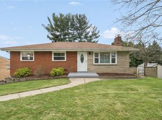 825 Venango Ave, Pittsburgh, PA
