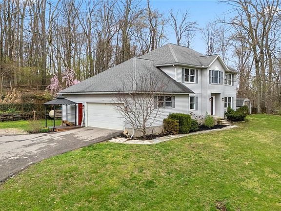 3rd image of 5432 Brownsville Rd