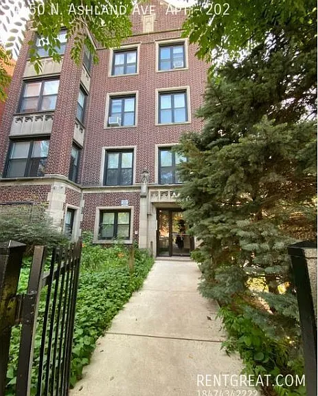 4450 N Ashland Ave #202 — Photo 6