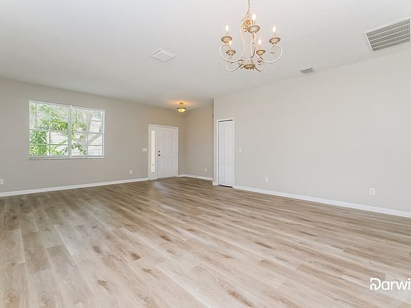 5th image of 4277 Maplehurst Way