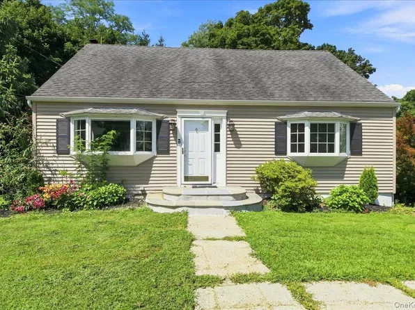 2723 Windmill Drive, Yorktown Heights, NY 10598