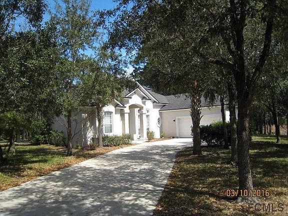 4th image of 26 N Village Dr