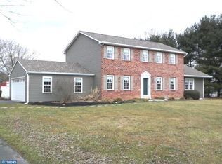 3185 Summit Ln, Garnet Valley, PA 19060