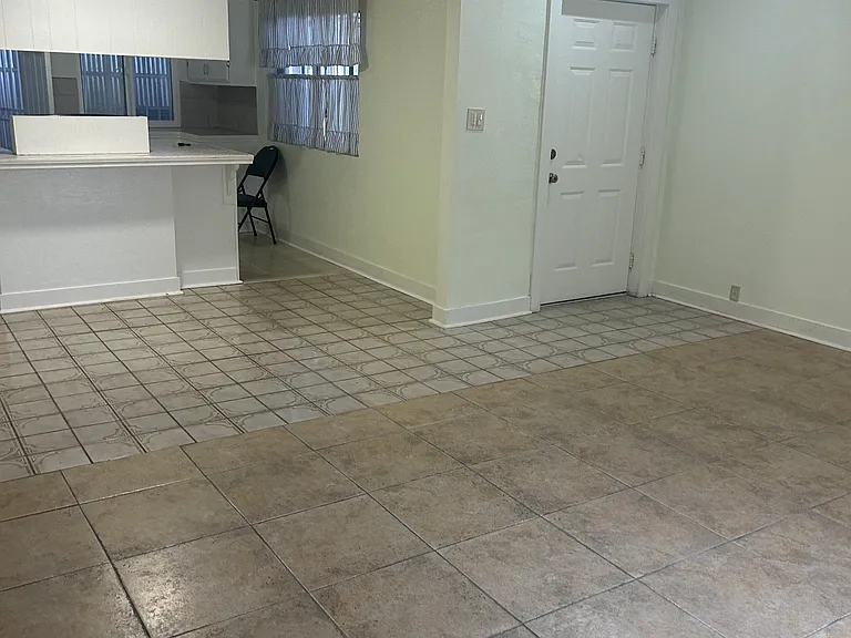 862 Elise St — Photo 4