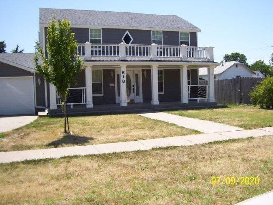 1st image of 618 W 11th St
