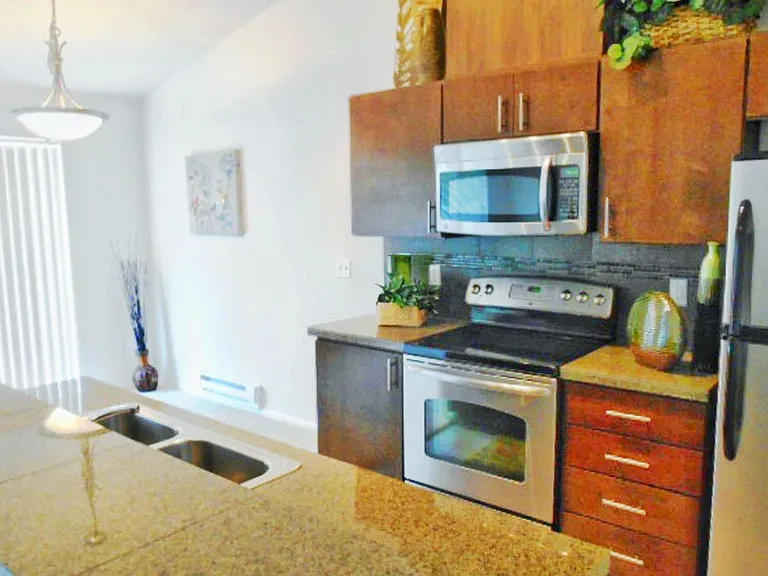 4010 S 211th Pl #D1 — Photo 3