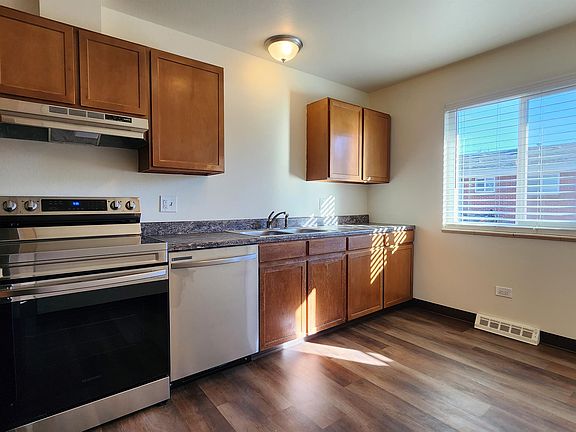 4th image of 4481 E Jewell Ave