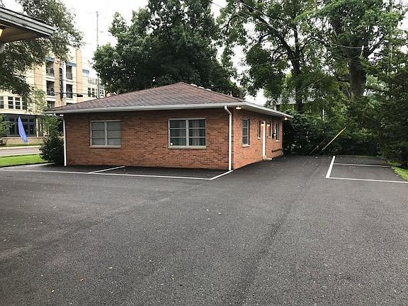 3rd image of 3455 Indianola Ave