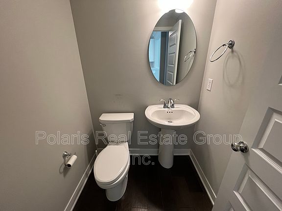 5th image of 329 Wakefield Way