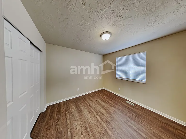 2475 W 1325 N — Photo 13
