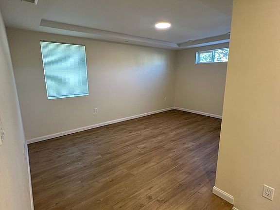 5th image of 3118 W 48th St #1