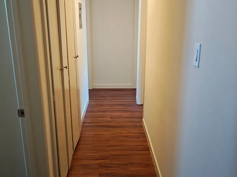 21006 Reynolds Dr #7 — Photo 13