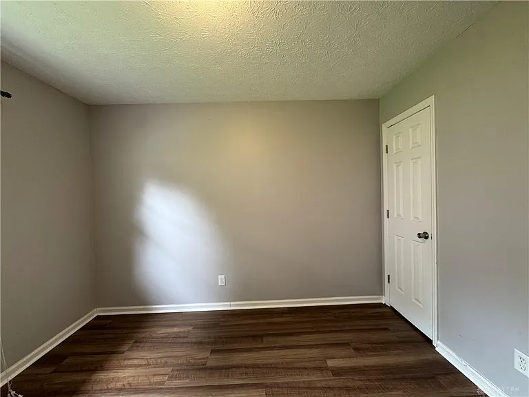 1014 Millerton Dr — Photo 12
