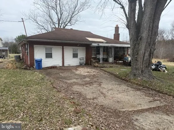 151 Peace Ln, Glassboro, NJ 08028