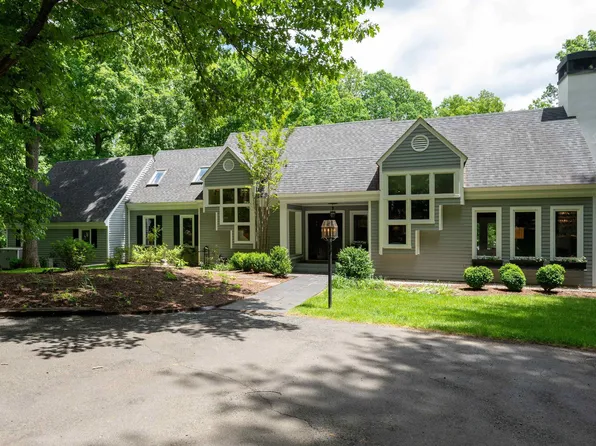 275 Spring Ln, Charlottesville, VA 22903