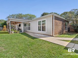 21 Cobblestone Way W, Mobile, AL 36608