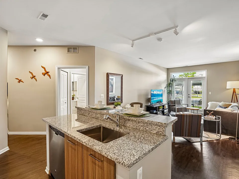 Five Points Apartments