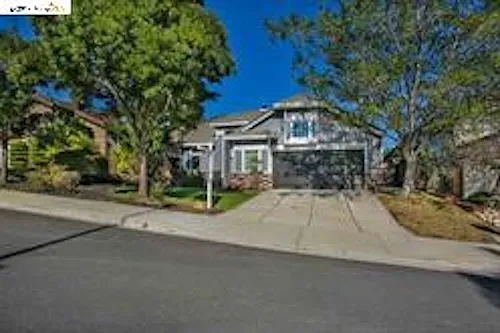2571 Caddie Ct — Photo 10