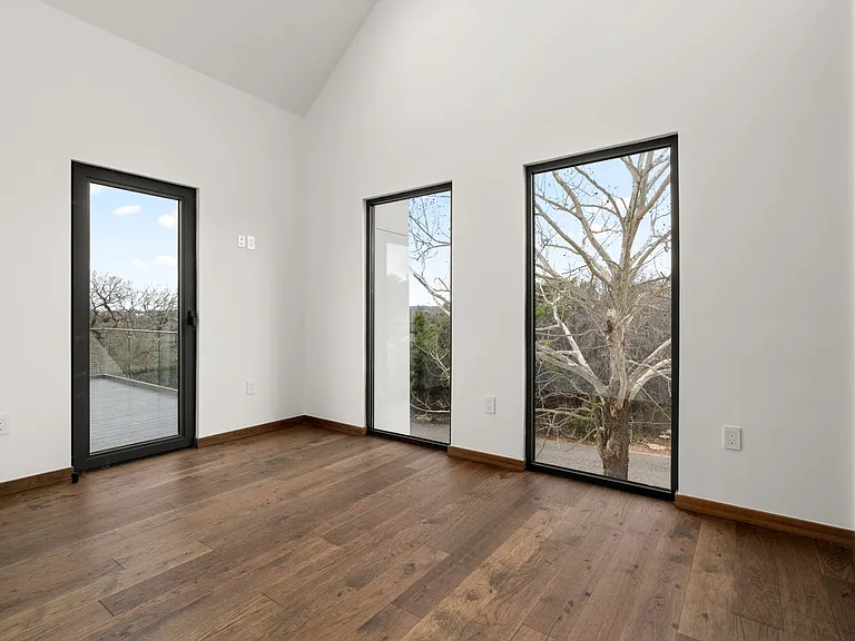2915 Chisholm Trl — Photo 22
