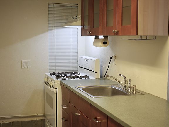 4th image of 74092 Aster Dr #B