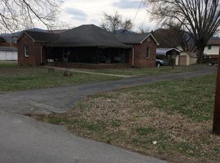 1202 Exeter Ave, Middlesboro, KY 40965