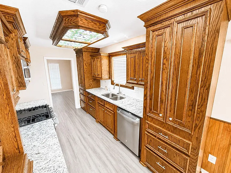 24207 Shellbrook Dr — Photo 20