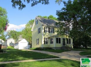 625 S Washington St, Remsen, IA 51050