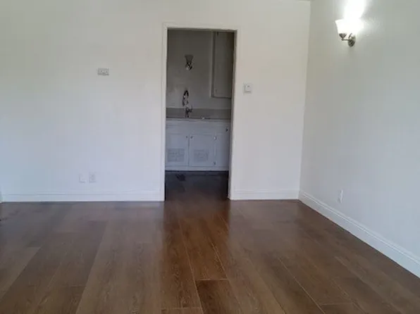 8139 Hoover Street, 8139 S Hoover St #8141, Los Angeles, CA 90044