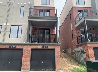 99 Roger St #51, Waterloo, ON N2J0G1