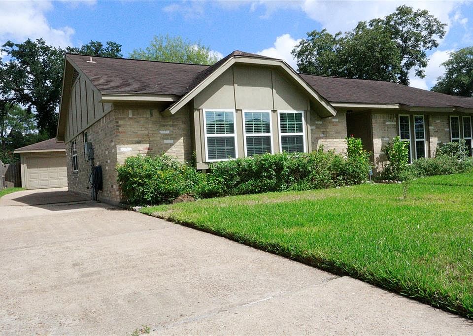 1st image of 12407 Millbanks Dr