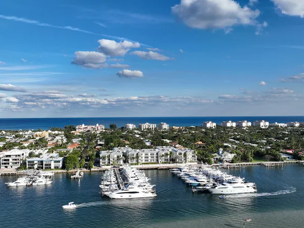 182 Lake Drive #5202, Palm Beach Shores, FL 33404