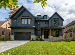 601 S Rex Blvd, Elmhurst, IL