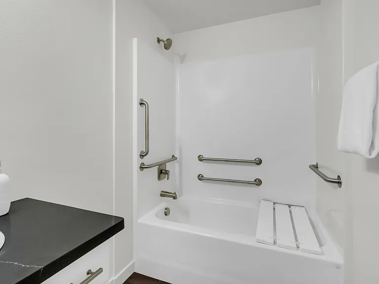 4501 S Warner St — Photo 9