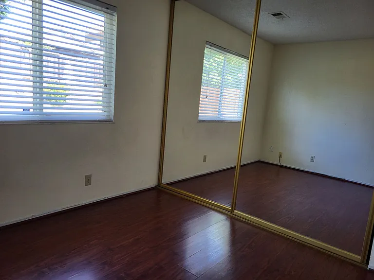 125 Serpentine Dr — Photo 15
