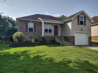 406 Berry Cir, Springfield, TN 37172