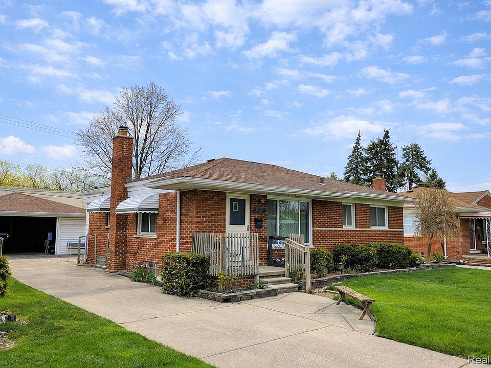 1st image of 24245 Prairie Ln