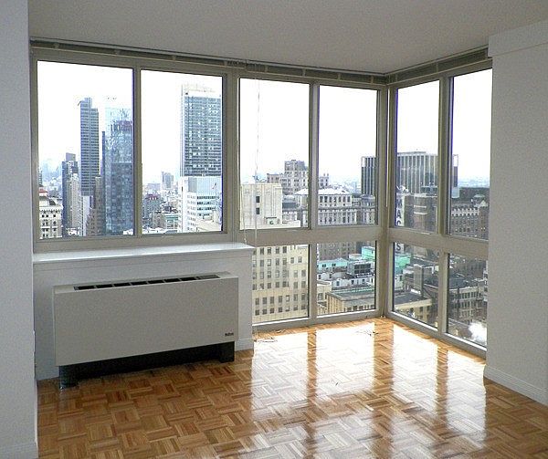 1st image of 58 W 38th St