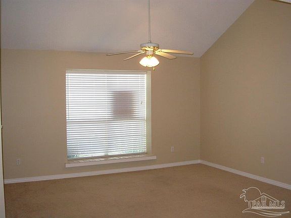 3rd image of 3216 Fernwood Dr