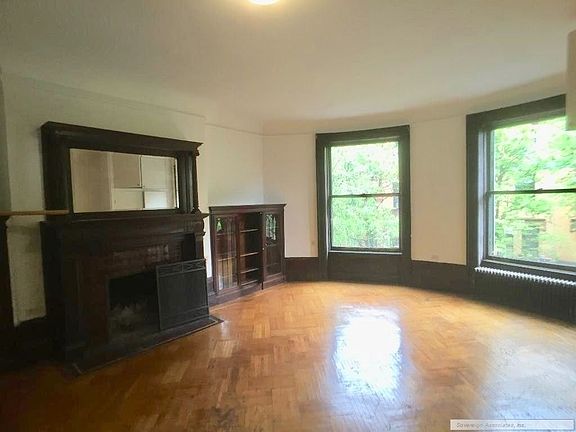 2nd image of 311 W 107th St APT 3F