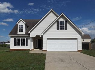 647 Crescent Rd, Murfreesboro, TN 37128