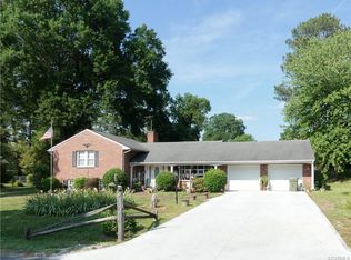 1206 6th Ave, Farmville, VA 23901