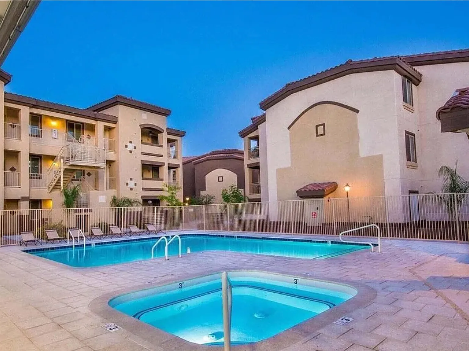 2 bed, 1107 sqft, $2,500 — Photo 3